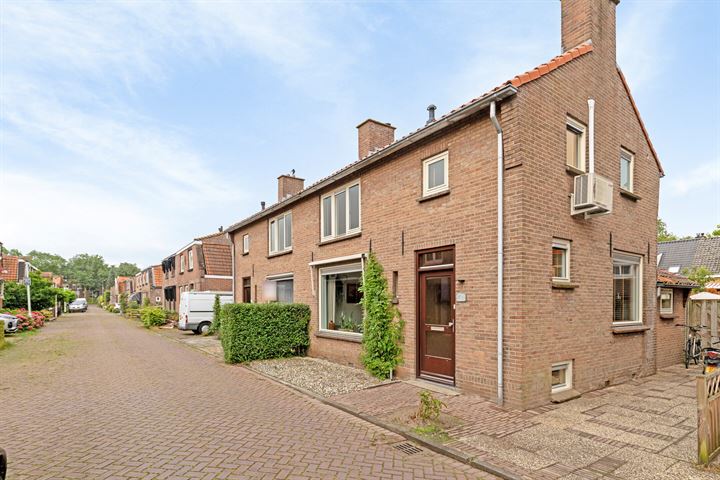 Wilhelmina Geevestraat 37 in Poortugaal foto