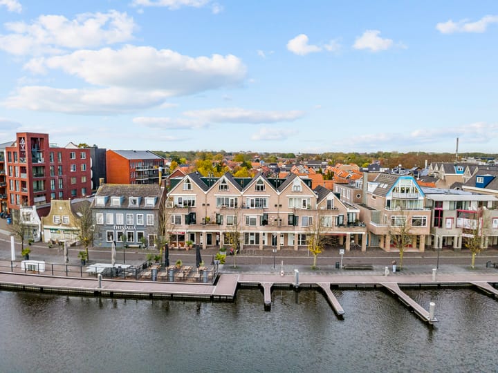 Wilhelminakade 27 in Uithoorn