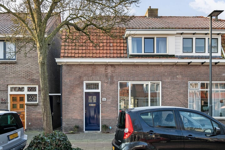 Wilhelminalaan 56 in Kampen foto