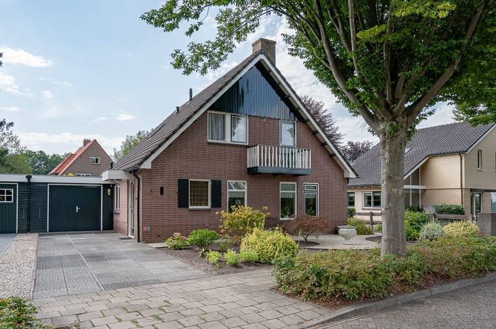 Wilhelminalaan 8 in Vorden foto
