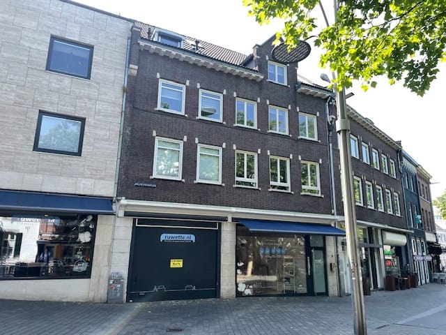 Foto van woning Wilhelminaplein 3B, Heerlen