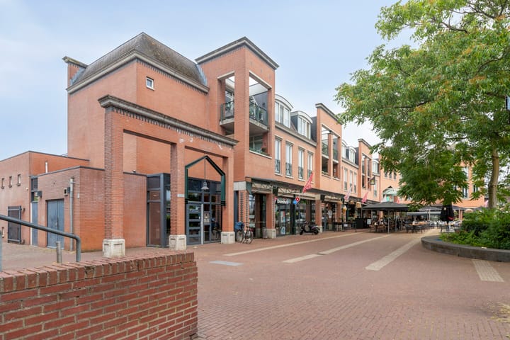 Wilhelminaplein 43 in Rijen