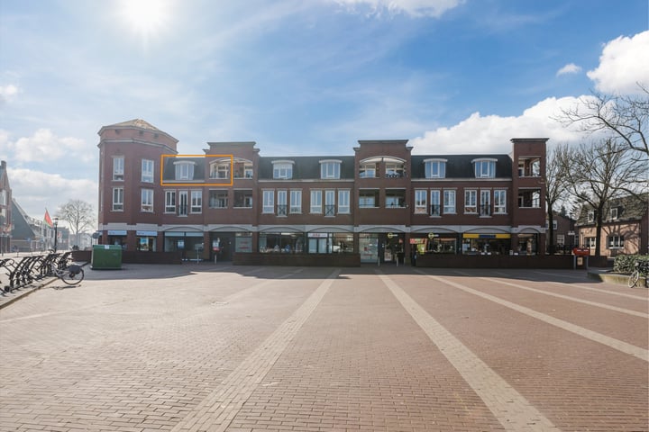 Wilhelminaplein 55 in Rijen foto