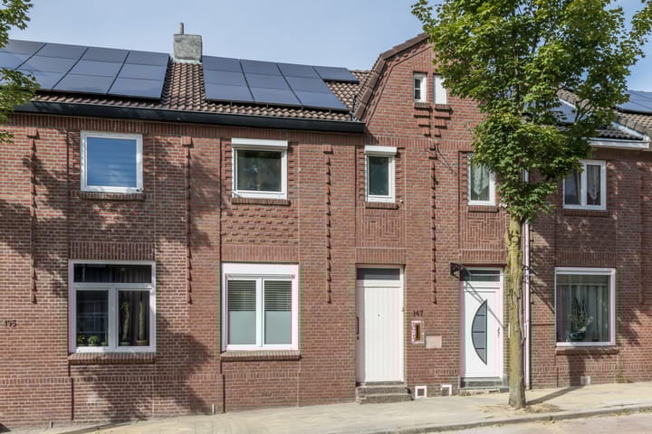 Wilhelminastraat 147 in Hoensbroek foto