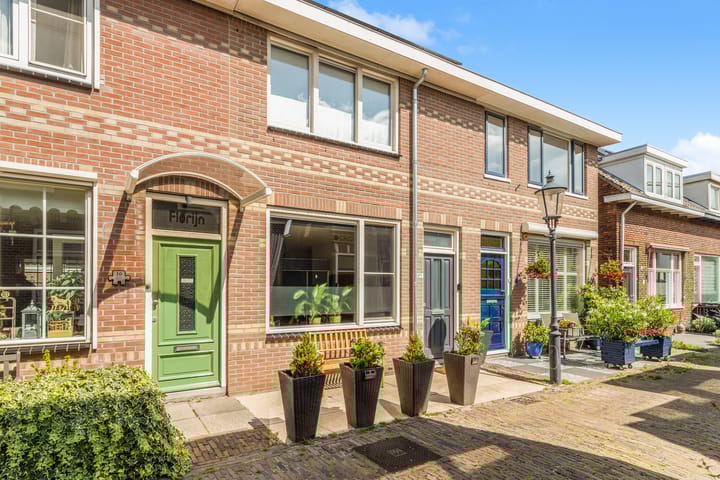 Wilhelminastraat 17A in Beverwijk