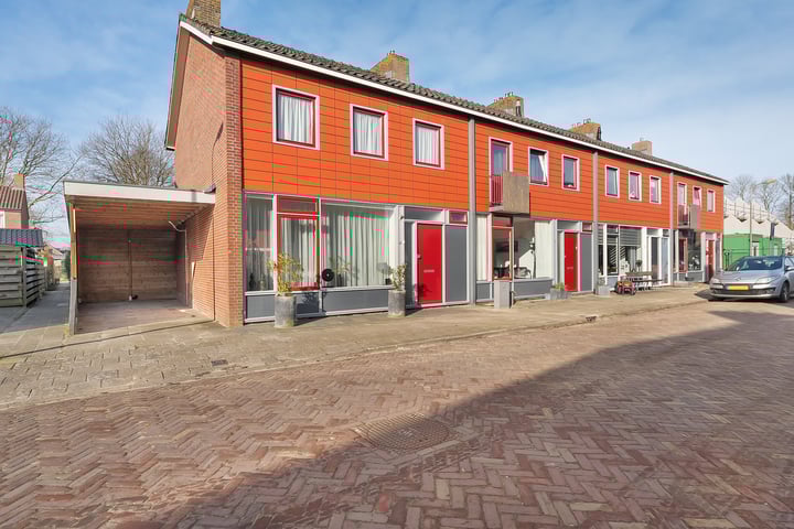 Wilhelminastraat 18 in Blokzijl foto