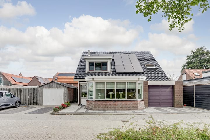 Wilhelminastraat 1a in Sint Philipsland