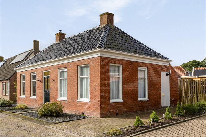 Wilhelminastraat 21 in Leens foto