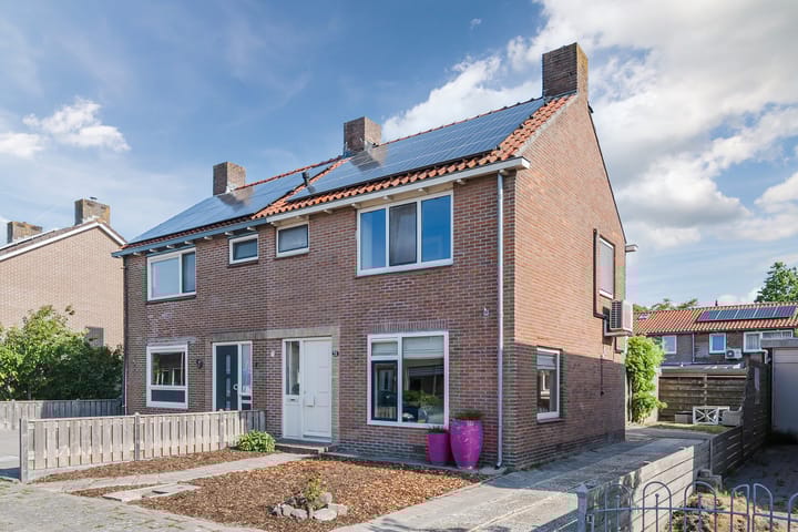 Wilhelminastraat 31 in Broek op Langedijk foto