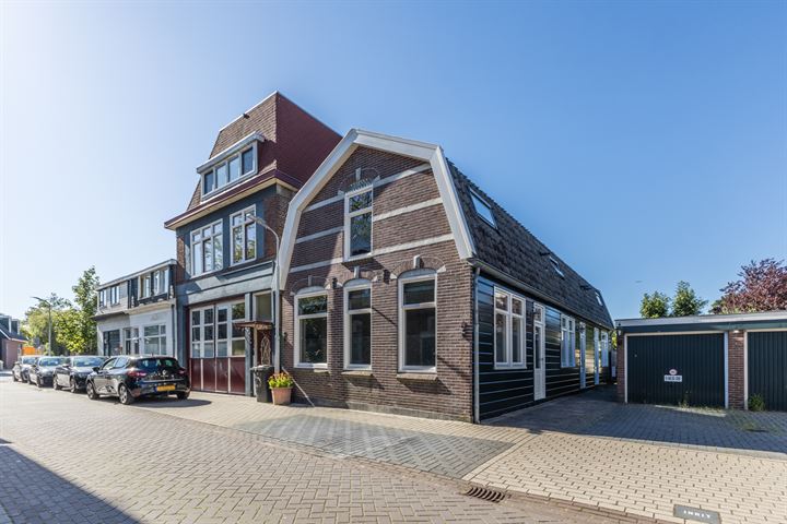 Wilhelminastraat 7 in Krommenie foto