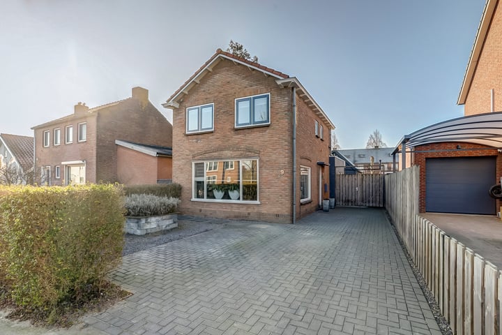 Wilhelminastraat 9 in Dussen foto