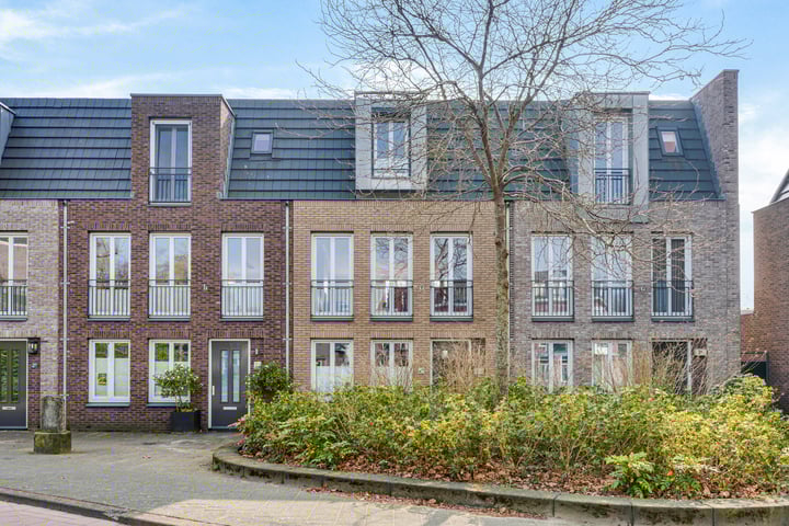 Wilhelminaweg 2B in Woerden foto