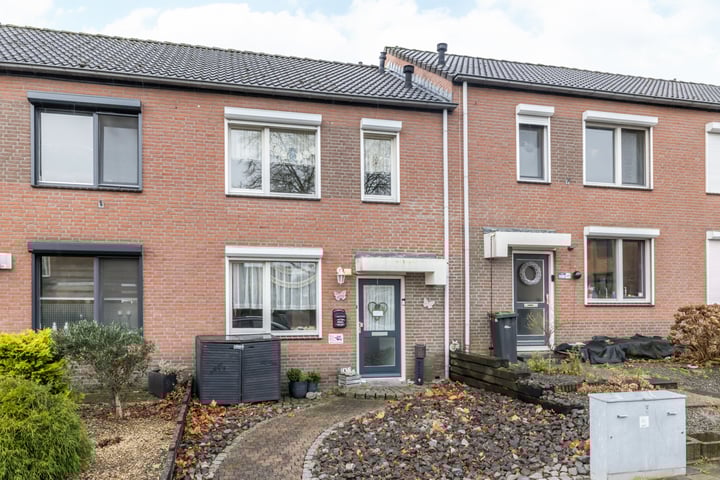 Willem Alexanderstraat 47F in Eygelshoven foto