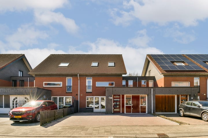 Willem Bontekoestraat 15 in Almere foto