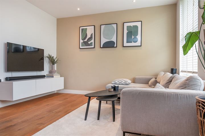 Willem de Zwijgerlaan 207-3 in Amsterdam foto