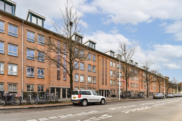 Willem de Zwijgerlaan 243D in Amsterdam foto