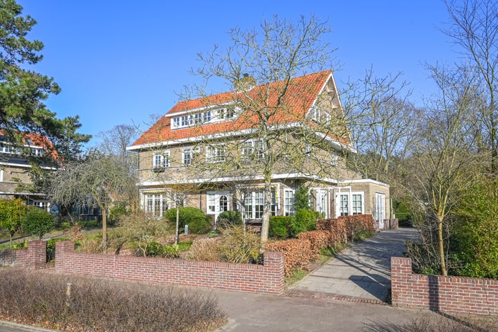 Willem de Zwijgerlaan 27 in Santpoort-Zuid foto