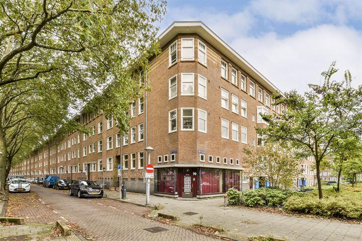 Willem de Zwijgerlaan 70 in Amsterdam foto