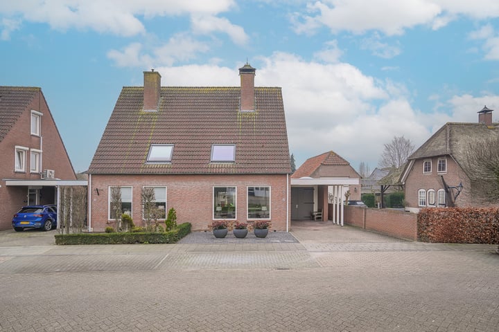 Willem de Zwijgerstraat 37 in Veen foto