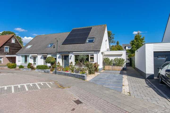 Willem de Zwijgerstraat 82 in Veen