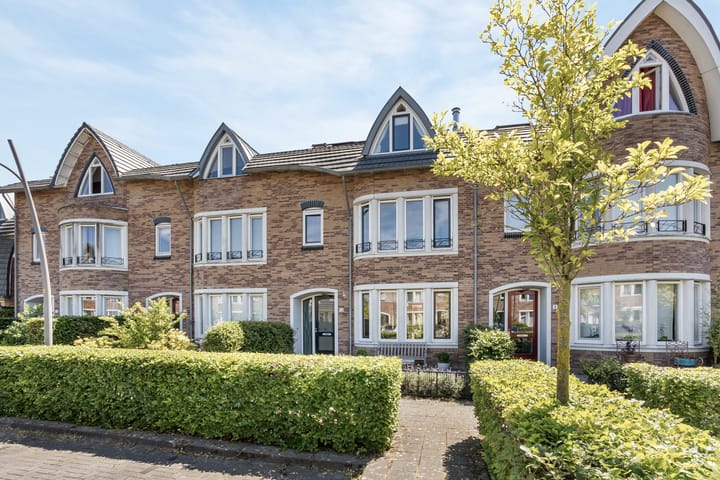 Willem F. Hermansstraat 10 in Voorschoten foto