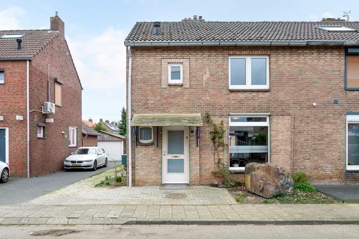 Willem I straat 25 in Grevenbicht foto