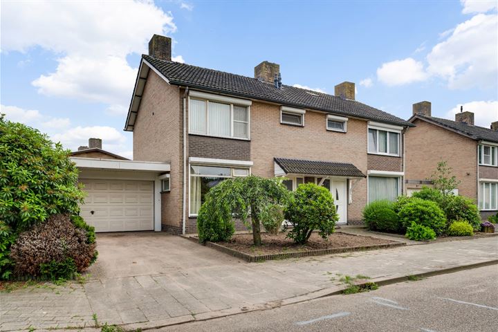 Willem I straat 26 in Nederweert foto