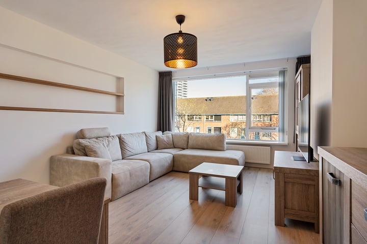 Willem Royaardsstraat 18 in Rijswijk foto