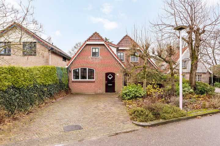 Willem Royaardsstraat 72 in Hengelo foto