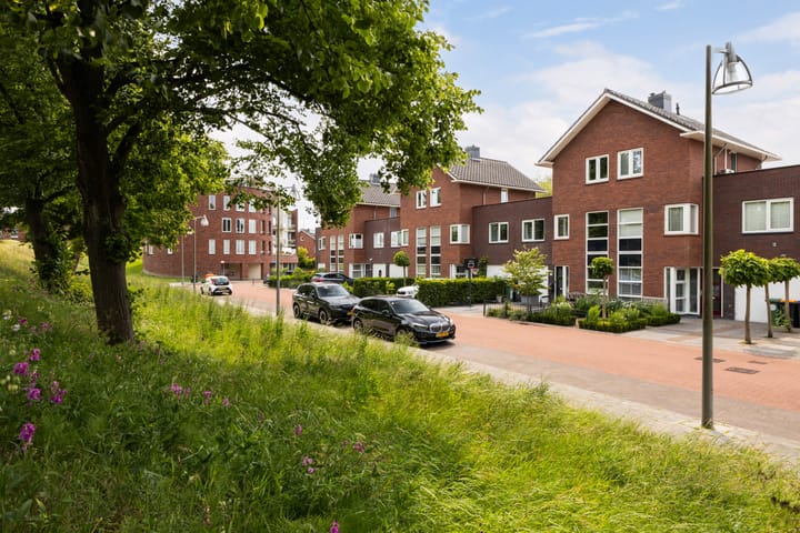 Willem van Leusdenlaan 34 in Maarssen foto