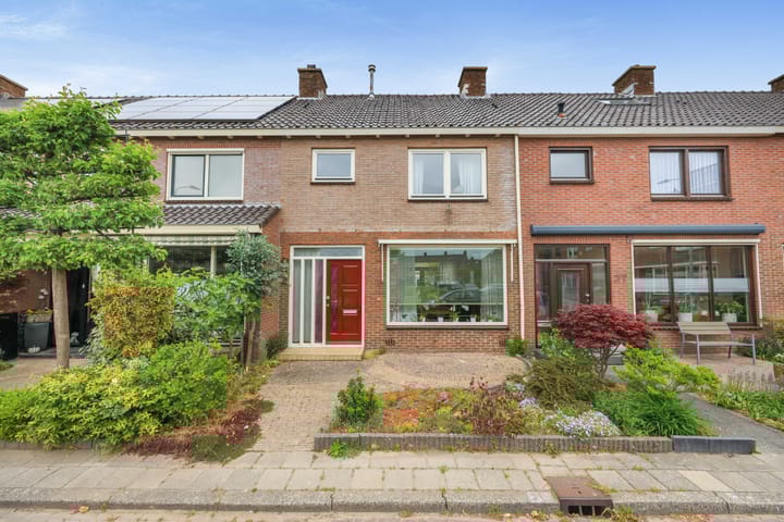 Willem van Velsenstraat 35 in Heemskerk foto