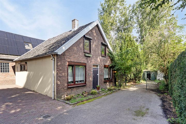Willemsstraat 75 in Elst foto