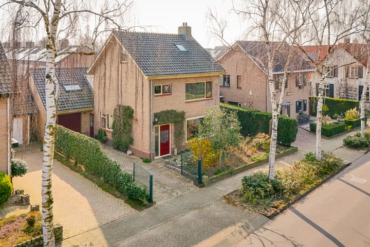 Willibrordusstraat 24 in Boven-Leeuwen foto