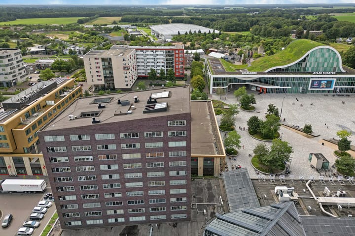 Willinkplein 165 in Emmen foto