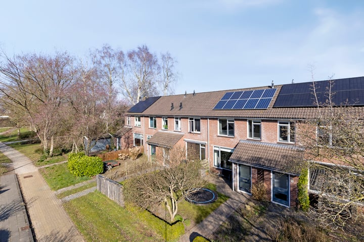 Winkelmaad 15 in Oosterwolde foto