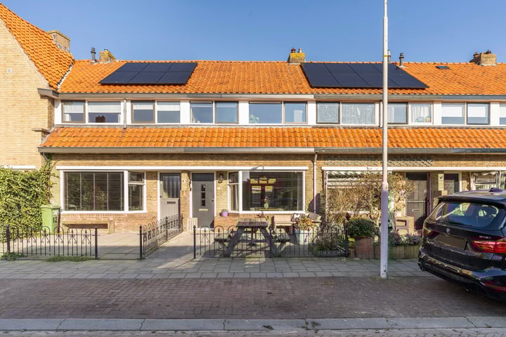 Winsemiusstraat 10 in Sneek foto