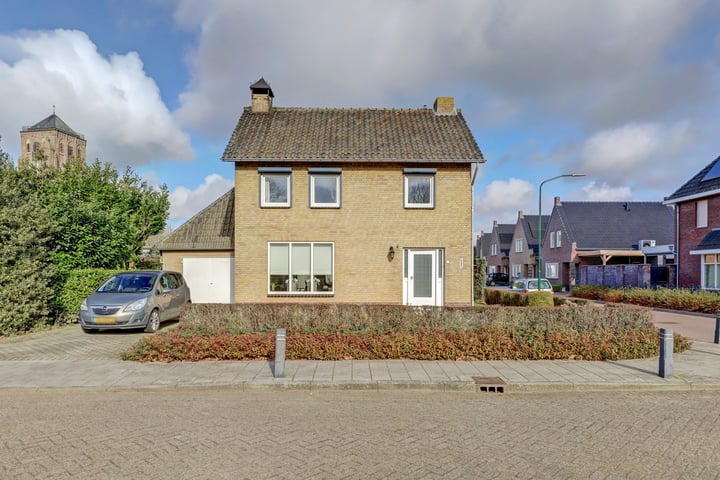 Winston Churchillstraat 2 in Sambeek foto