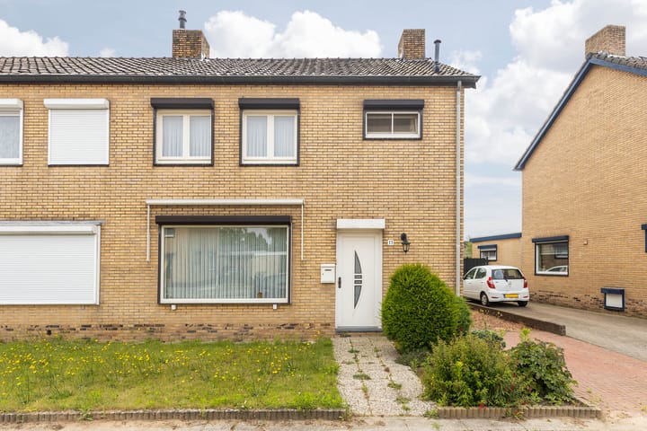 Wirostraat 11 in Echt
