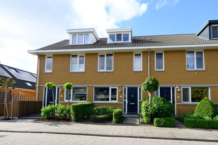 Wisselwei 11 in Barendrecht foto