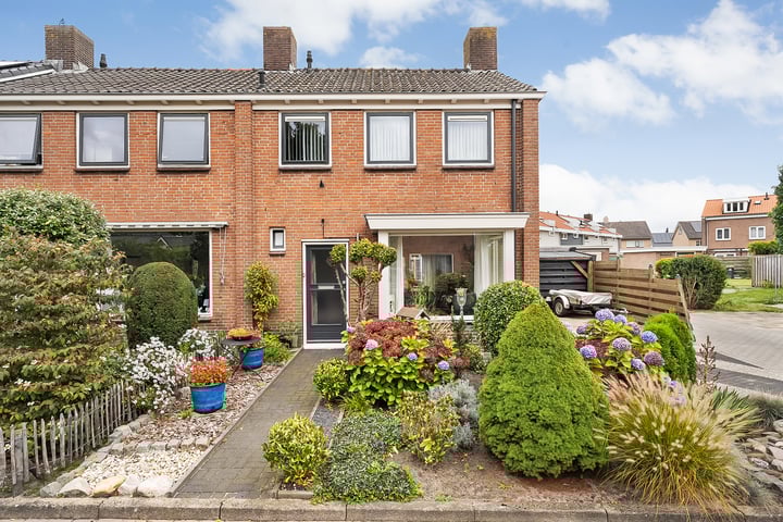 Witte de Withstraat 7 in Ommen foto