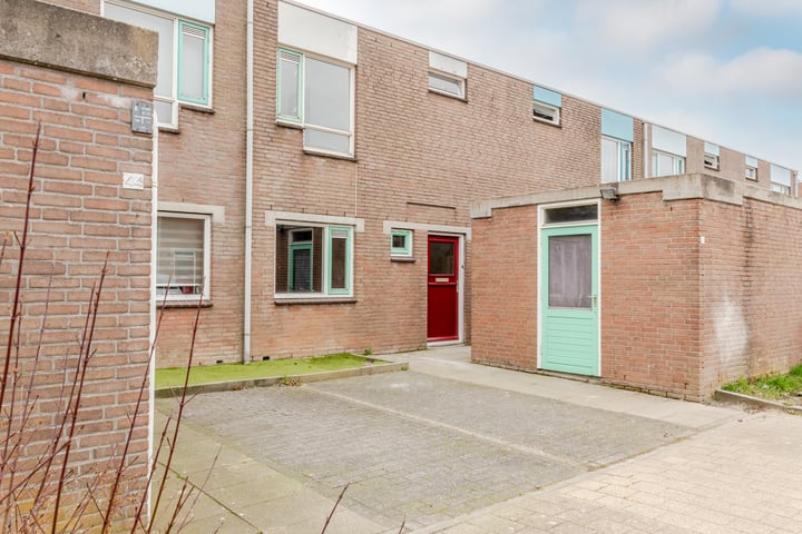 Wittezeestraat 42 in Lelystad foto
