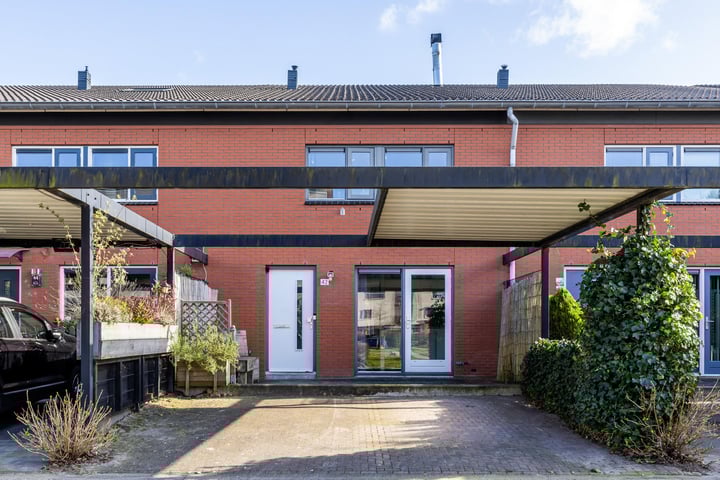 Woestduijnstraat 42 in Almere foto