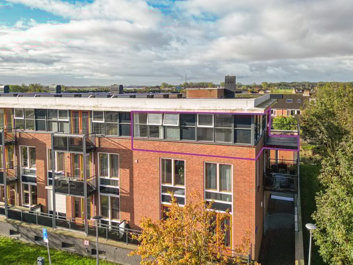 Woestijnvalk 22 in Valkenburg foto