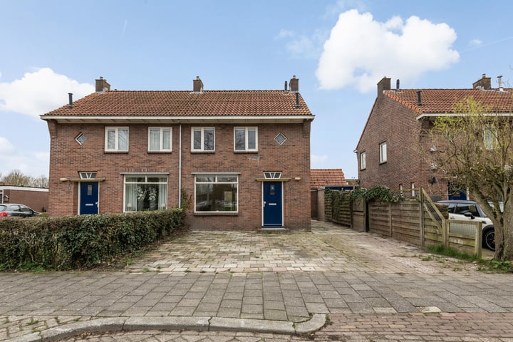 Wolfsbosstraat 22 in Hoogeveen foto