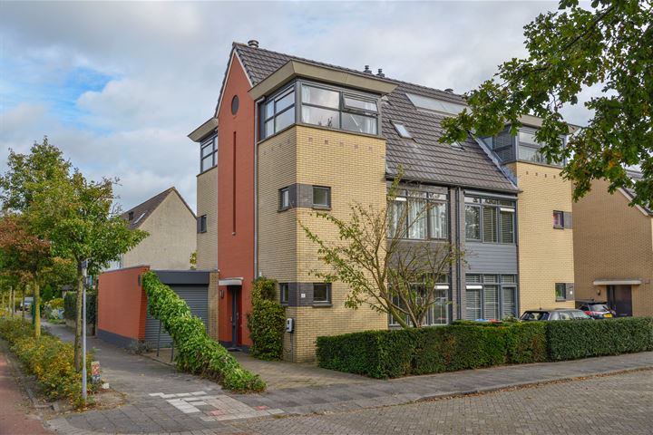 Wolfstedelaan 32 in Eemnes foto