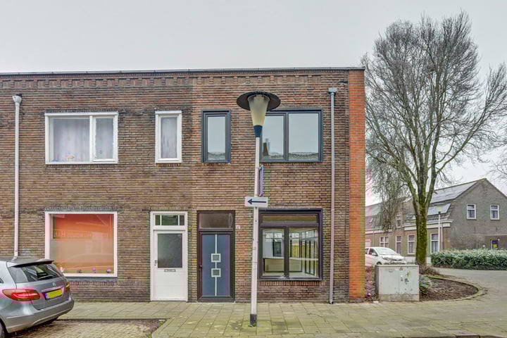 Wolfstraat 37 in Helmond foto