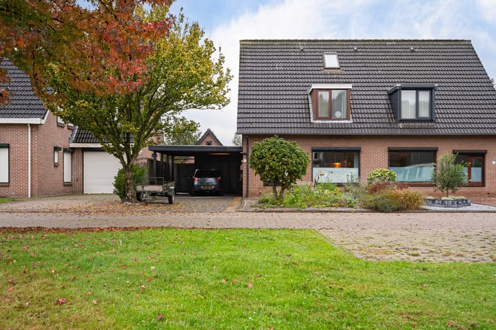 Wollegras 5 in Weiteveen