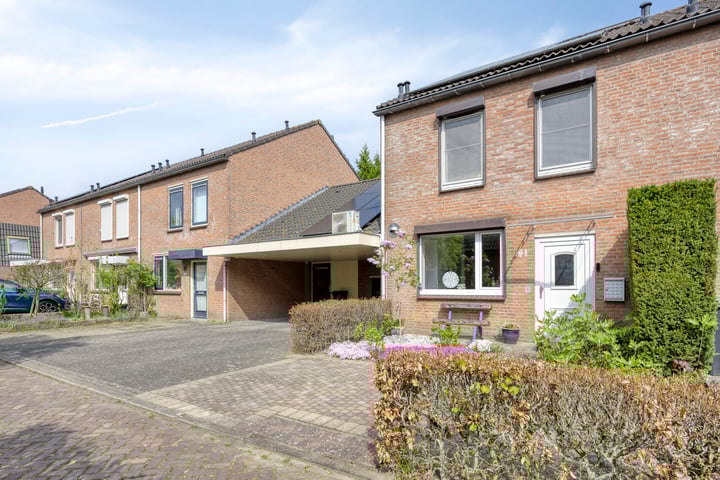 Wolvepad 61 in Berghem foto