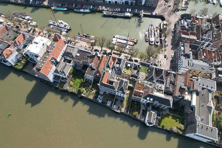 Wolwevershaven 41 in Dordrecht foto