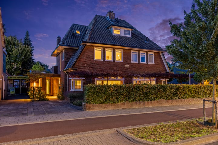 Woolderesweg 82 in Hengelo foto
